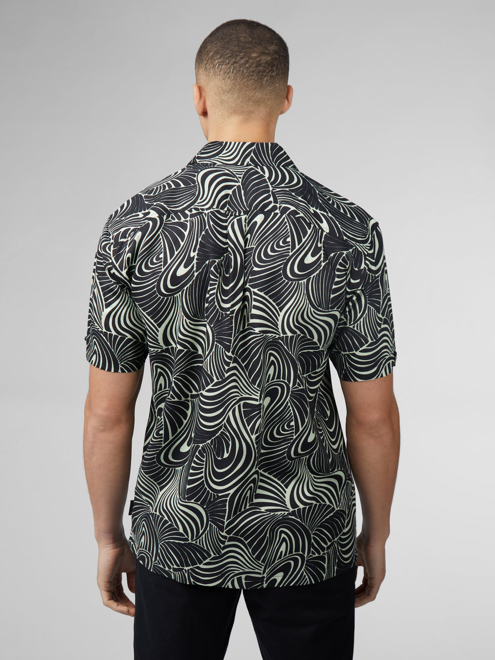 Mint Ben Sherman B by Ben Sherman Psychedelic Swirl Print Shirts | 8127NTBZE