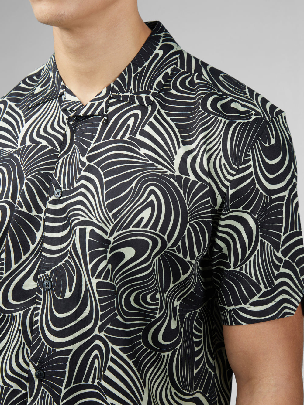 Mint Ben Sherman B by Ben Sherman Psychedelic Swirl Print Shirts | 8127NTBZE