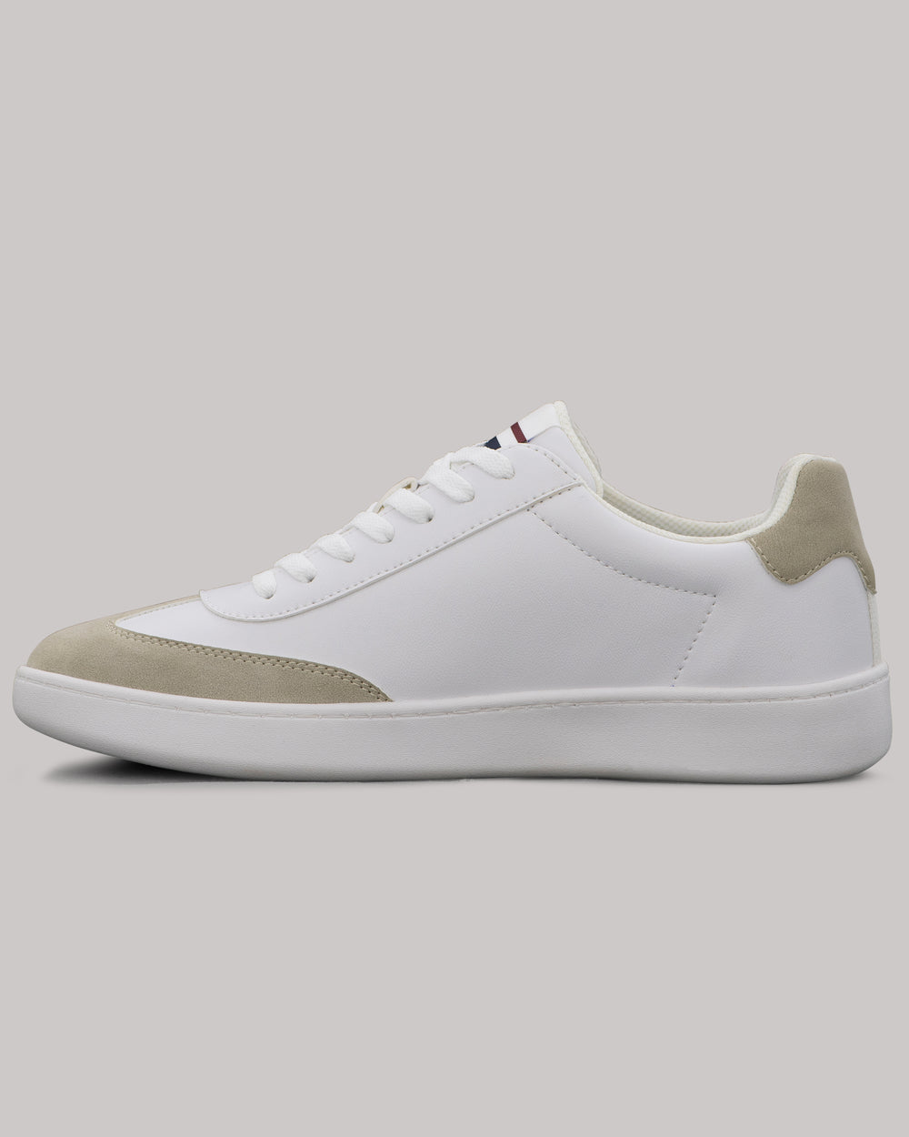 White Ben Sherman Glasgow Sneakers | 0425UWMQC