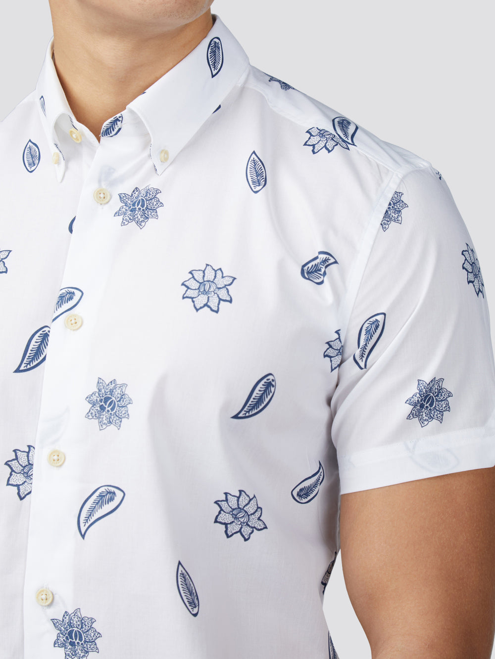 White Ben Sherman Signature Floral Shirts | 2186MAPQZ