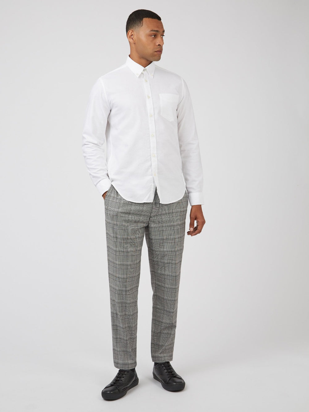 White Ben Sherman Signature Organic Long-Sleeve Oxford Shirts | 7250HEDLA