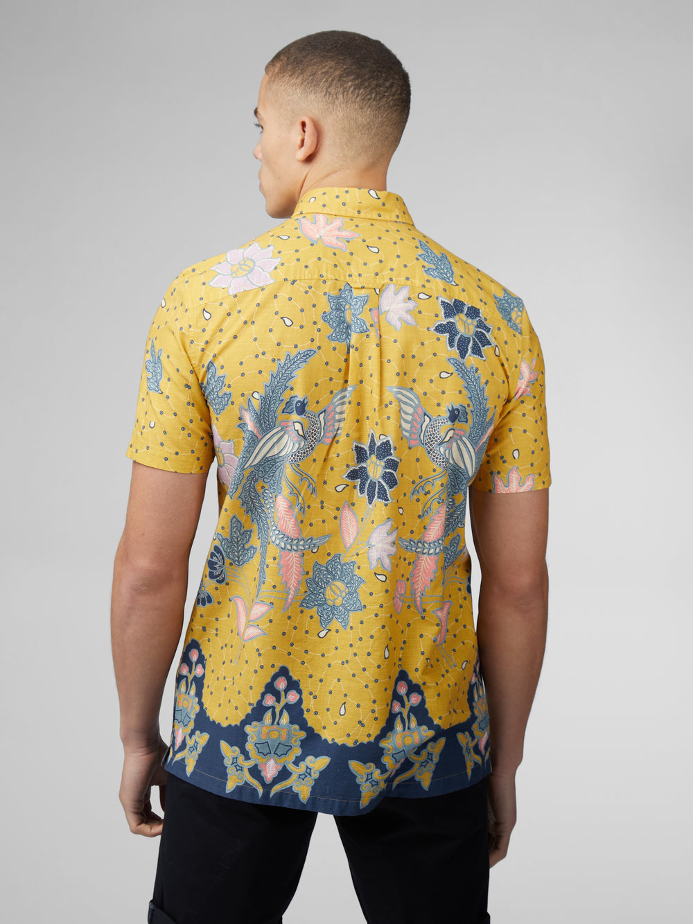 Yellow Ben Sherman Signature Abstract Botanical Print Shirts | 3609VNTQA